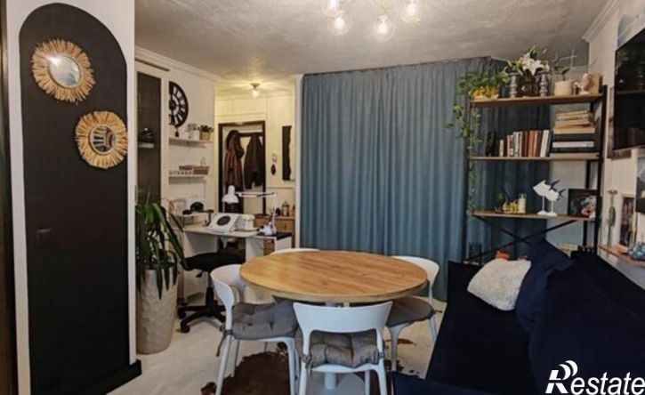 3-комн квартира улица Александровича, 26,  д. 26