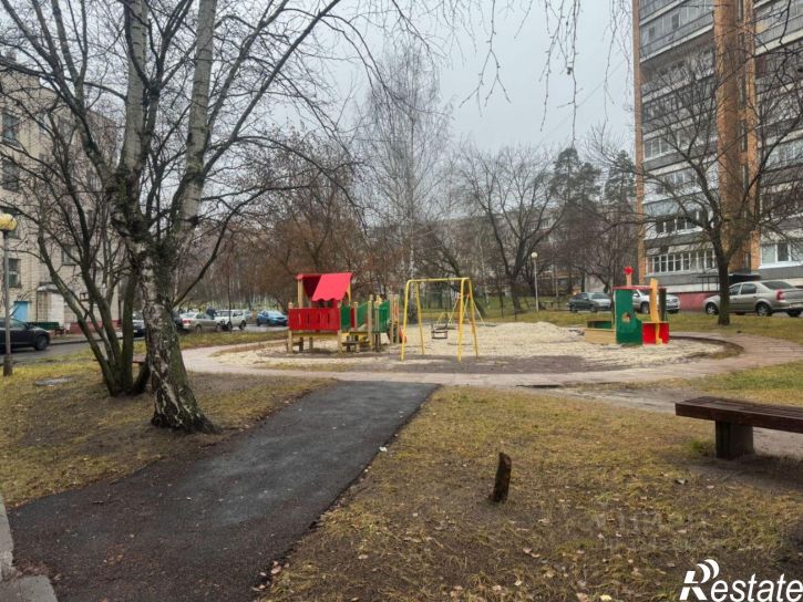 3-комн квартира улица Казамазова, 7,  д. 7