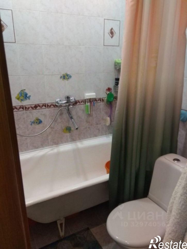 3-комн квартира улица Силкина, 4,  д. 4