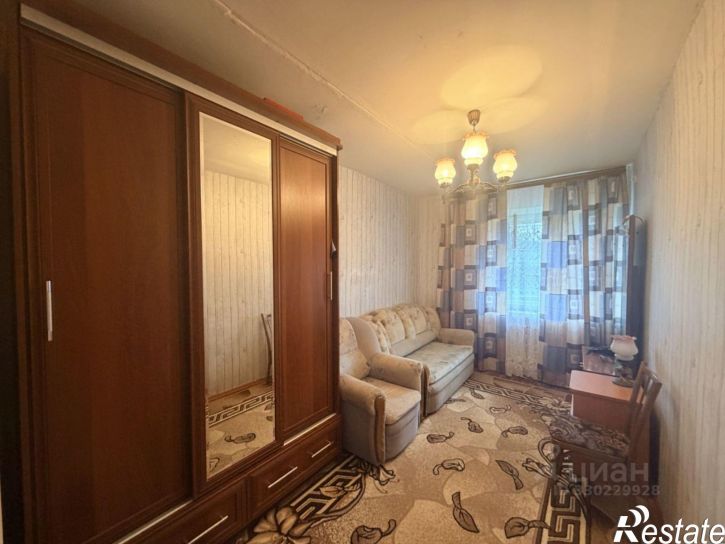 3-комн квартира улица Александровича, 32,  д. 32