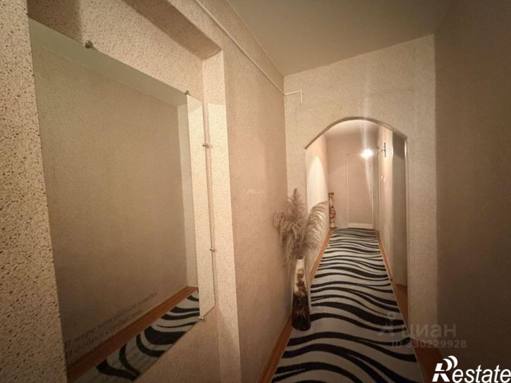 3-комн квартира улица Александровича, 32,  д. 32