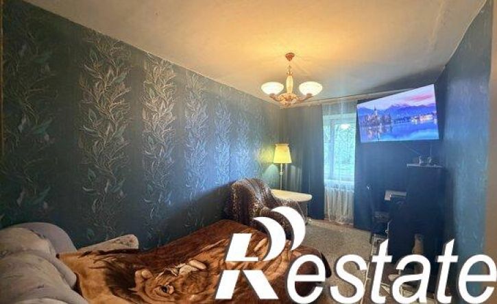 3-комн квартира улица Александровича, 32,  д. 32