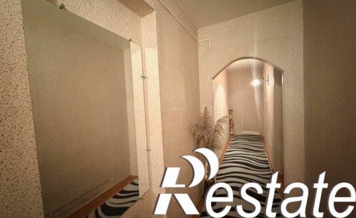 3-комн квартира улица Александровича, 32,  д. 32