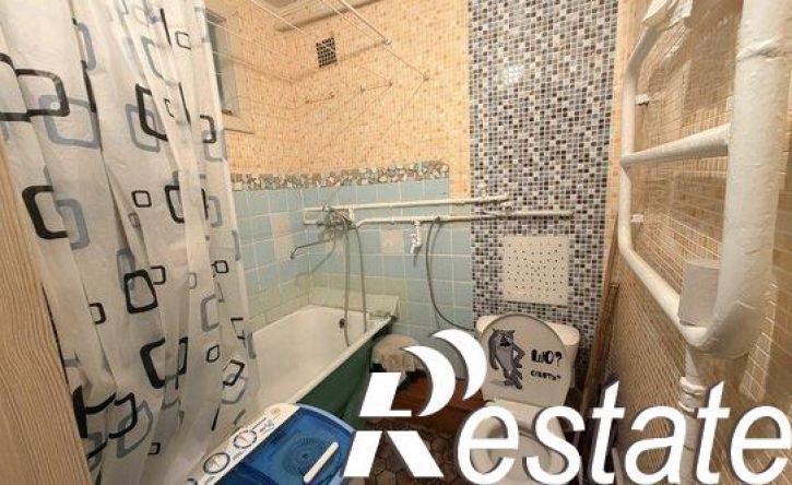 3-комн квартира улица Александровича, 32,  д. 32